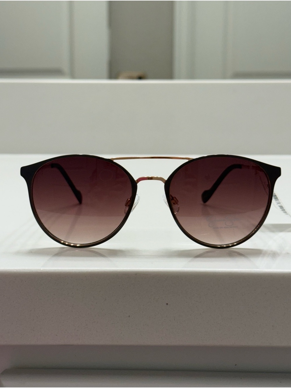 Jessica Simpson Round Sunglasses with BROWN Gradient Lenses NWT
